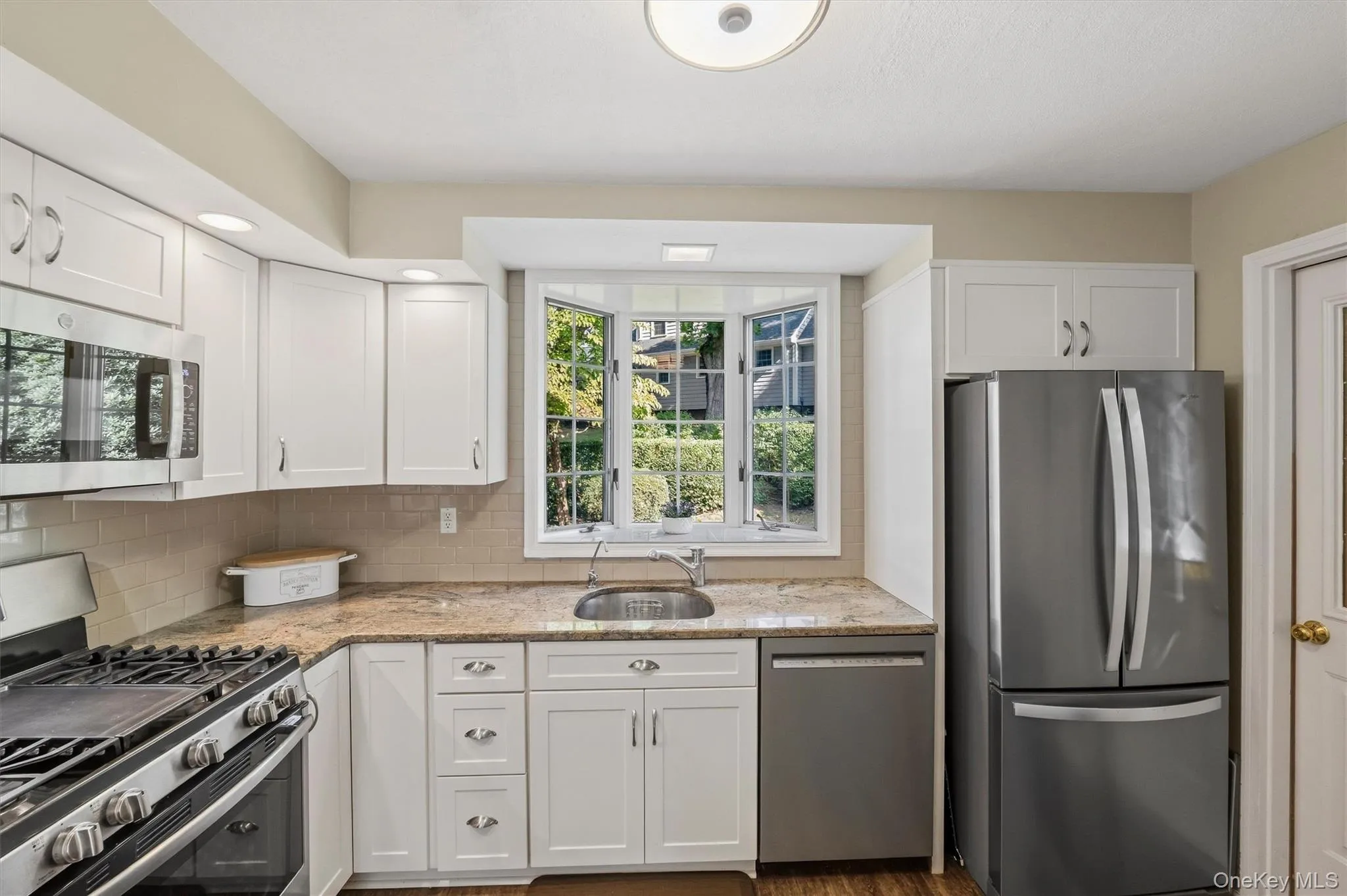 999 Knollwood Road, Greenburgh, NY, 3 Bedrooms Bedrooms, 9 Rooms Rooms,2 BathroomsBathrooms,Residential,For Rent,Knollwood,0,1051946 999 Knollwood Road, Greenburgh, NY, 3 Bedrooms Bedrooms, 9 Rooms Rooms,2 BathroomsBathrooms,Residential,For Rent,Knollwood,0,1051946