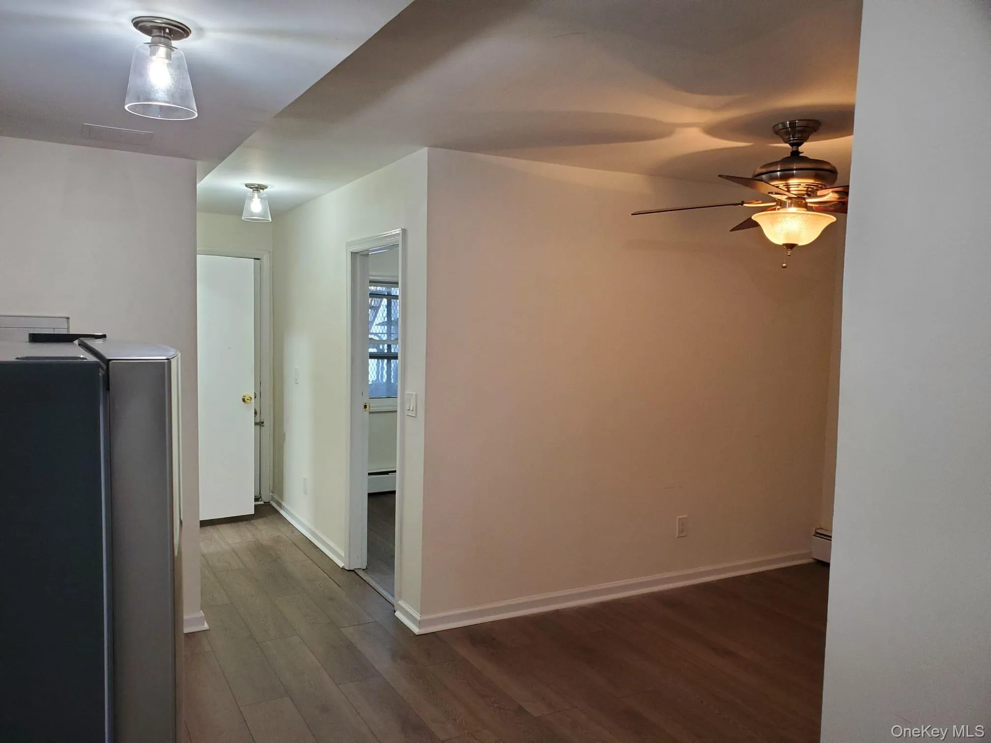 4369 Furman Avenue, New York, NY, 1 Bedroom Bedrooms, 3 Room Rooms,1 BathroomBathrooms,Residential Lease,For Rent,Furman,0,1051949 4369 Furman Avenue, New York, NY, 1 Bedroom Bedrooms, 3 Room Rooms,1 BathroomBathrooms,Residential Lease,For Rent,Furman,0,1051949
