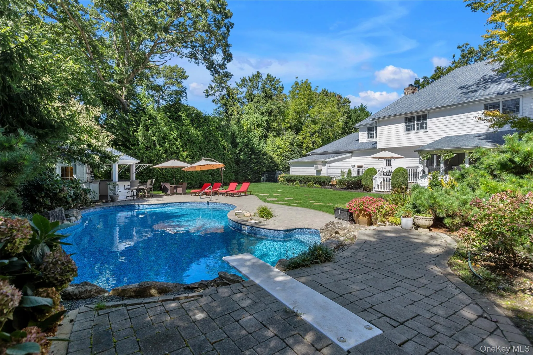 14 Whistler Hill Lane, Huntington, NY, 4 Bedrooms Bedrooms, 10 Rooms Rooms,4 BathroomsBathrooms,Residential,For Rent,Whistler Hill,0,1051951 14 Whistler Hill Lane, Huntington, NY, 4 Bedrooms Bedrooms, 10 Rooms Rooms,4 BathroomsBathrooms,Residential,For Rent,Whistler Hill,0,1051951