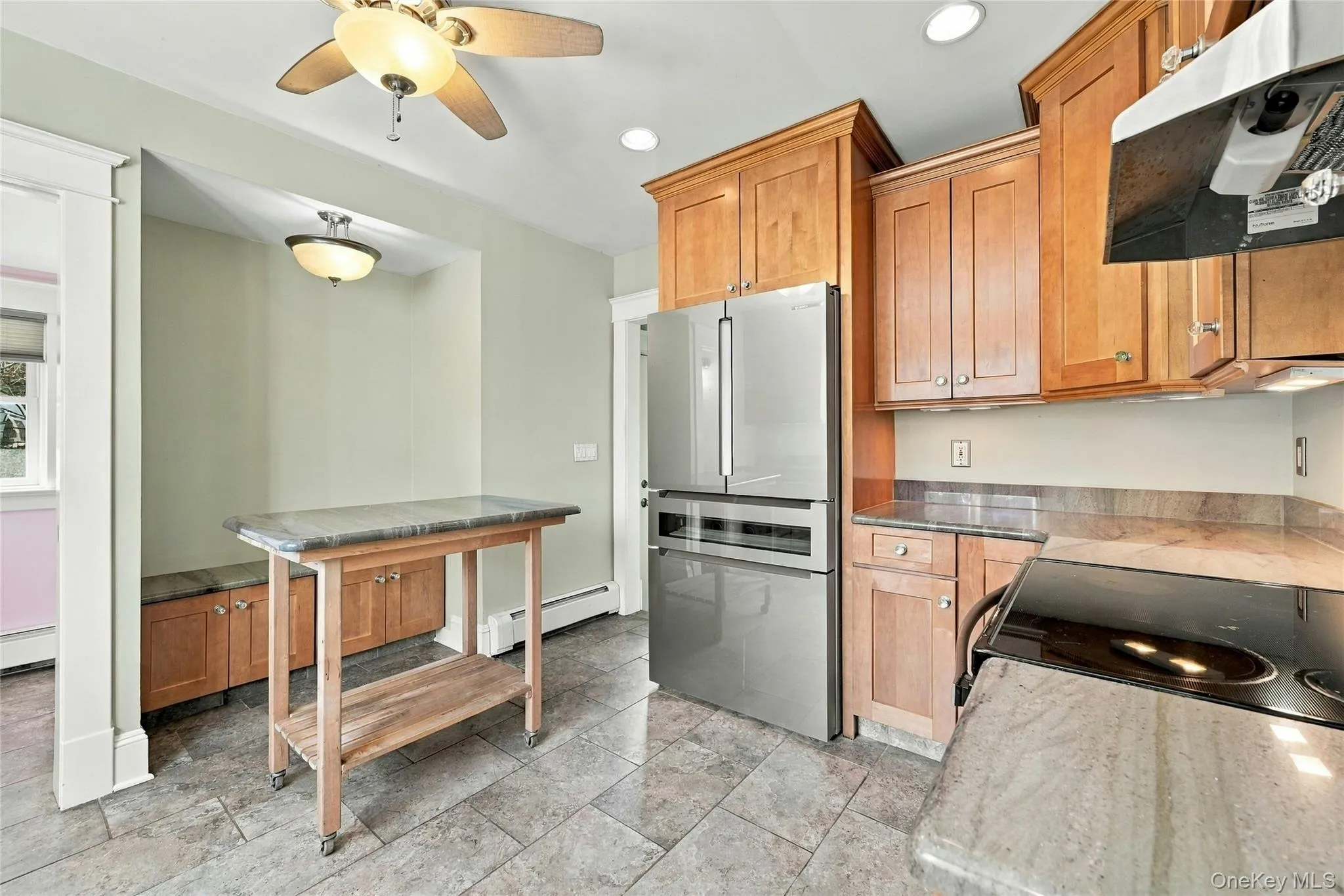 200 Scudder Avenue, Huntington, NY, 4 Bedrooms Bedrooms, 8 Rooms Rooms,2 BathroomsBathrooms,Residential,For Rent,Scudder,0,1051955 200 Scudder Avenue, Huntington, NY, 4 Bedrooms Bedrooms, 8 Rooms Rooms,2 BathroomsBathrooms,Residential,For Rent,Scudder,0,1051955
