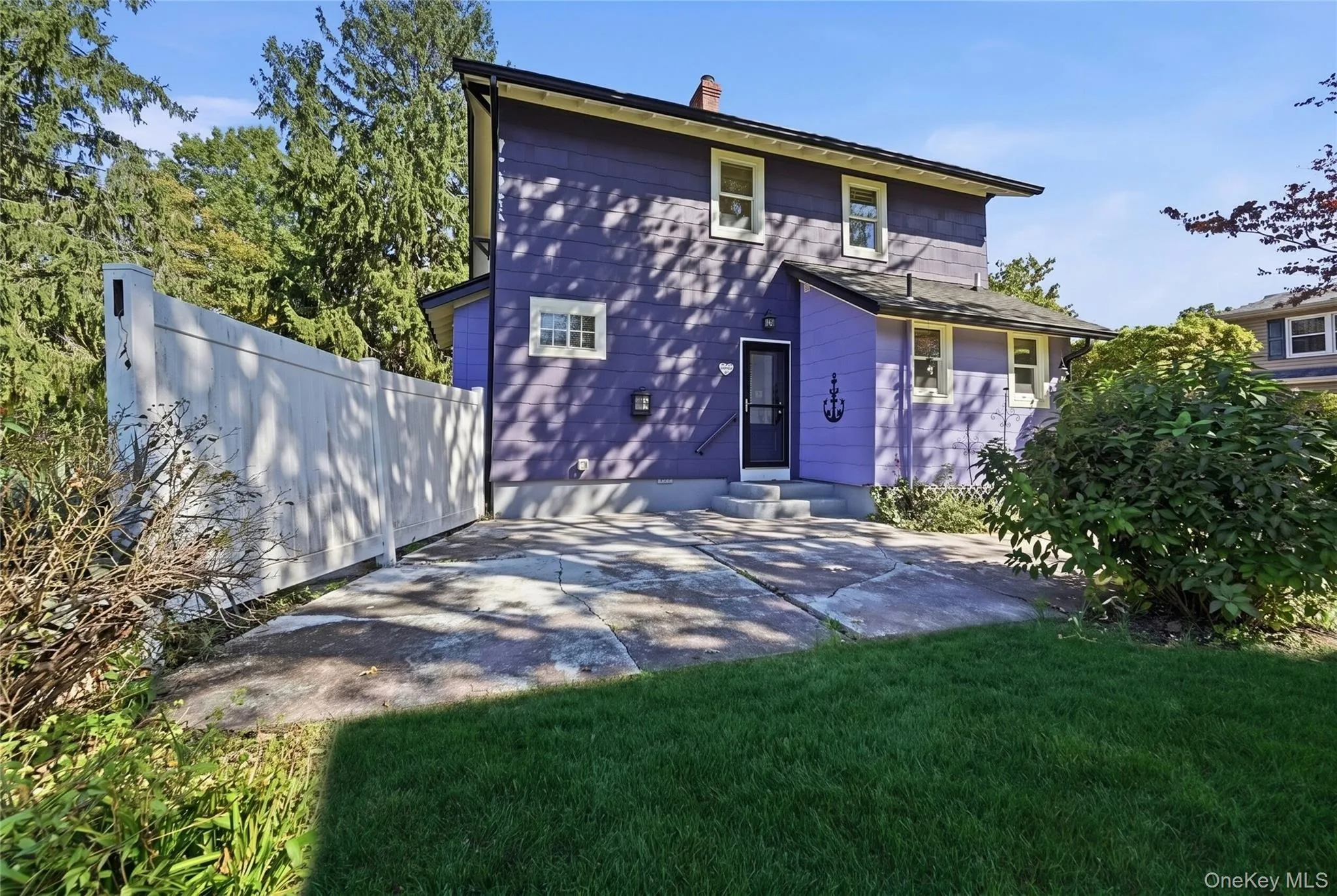 200 Scudder Avenue, Huntington, NY, 4 Bedrooms Bedrooms, 8 Rooms Rooms,2 BathroomsBathrooms,Residential,For Rent,Scudder,0,1051955 200 Scudder Avenue, Huntington, NY, 4 Bedrooms Bedrooms, 8 Rooms Rooms,2 BathroomsBathrooms,Residential,For Rent,Scudder,0,1051955