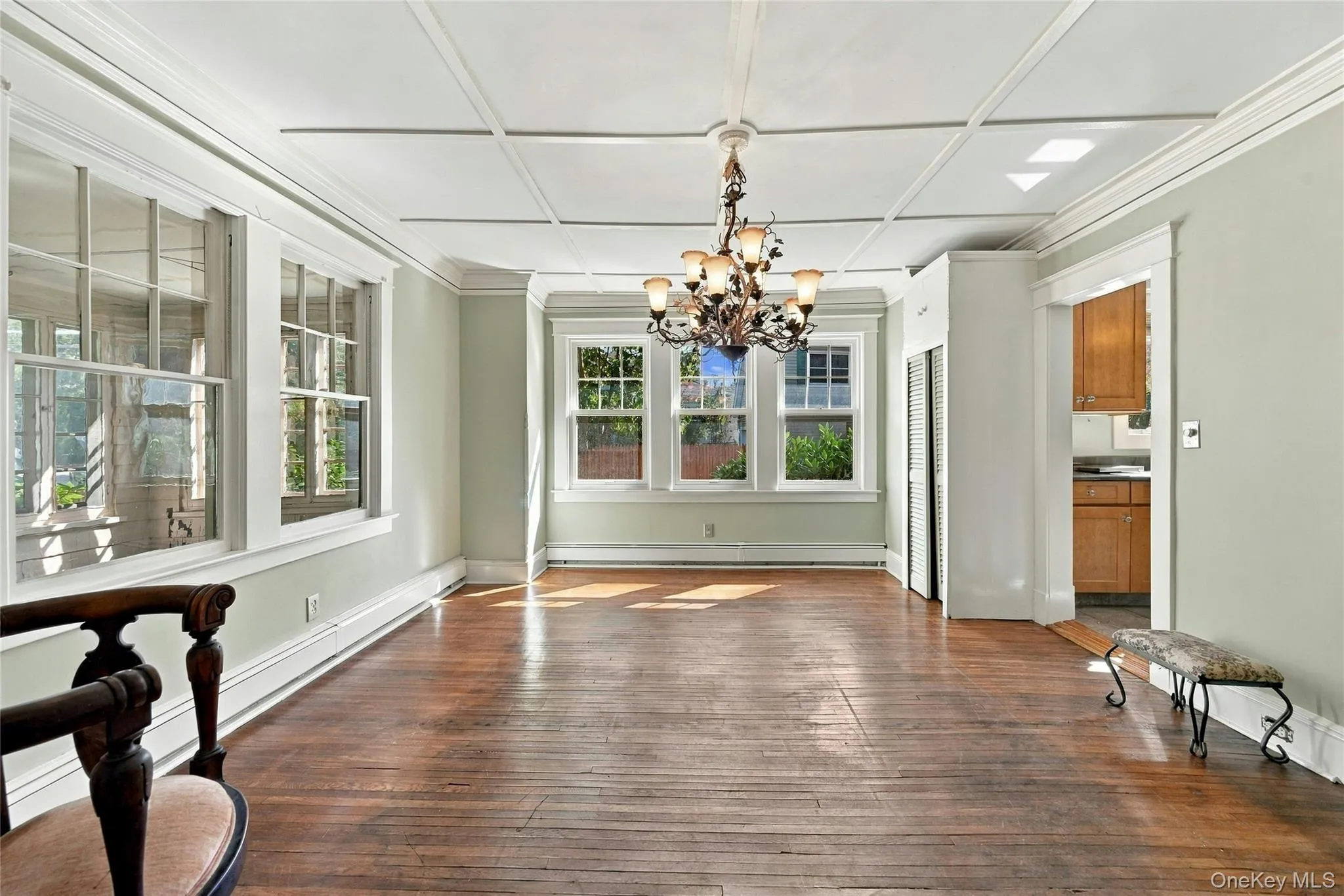 200 Scudder Avenue, Huntington, NY, 4 Bedrooms Bedrooms, 8 Rooms Rooms,2 BathroomsBathrooms,Residential,For Rent,Scudder,0,1051955 200 Scudder Avenue, Huntington, NY, 4 Bedrooms Bedrooms, 8 Rooms Rooms,2 BathroomsBathrooms,Residential,For Rent,Scudder,0,1051955