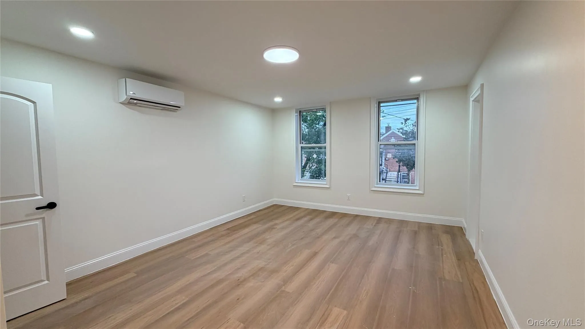 1931 Mayflower Avenue, New York, NY, 3 Bedrooms Bedrooms, 6 Rooms Rooms,2 BathroomsBathrooms,Residential Lease,For Rent,Mayflower,0,1051956 1931 Mayflower Avenue, New York, NY, 3 Bedrooms Bedrooms, 6 Rooms Rooms,2 BathroomsBathrooms,Residential Lease,For Rent,Mayflower,0,1051956