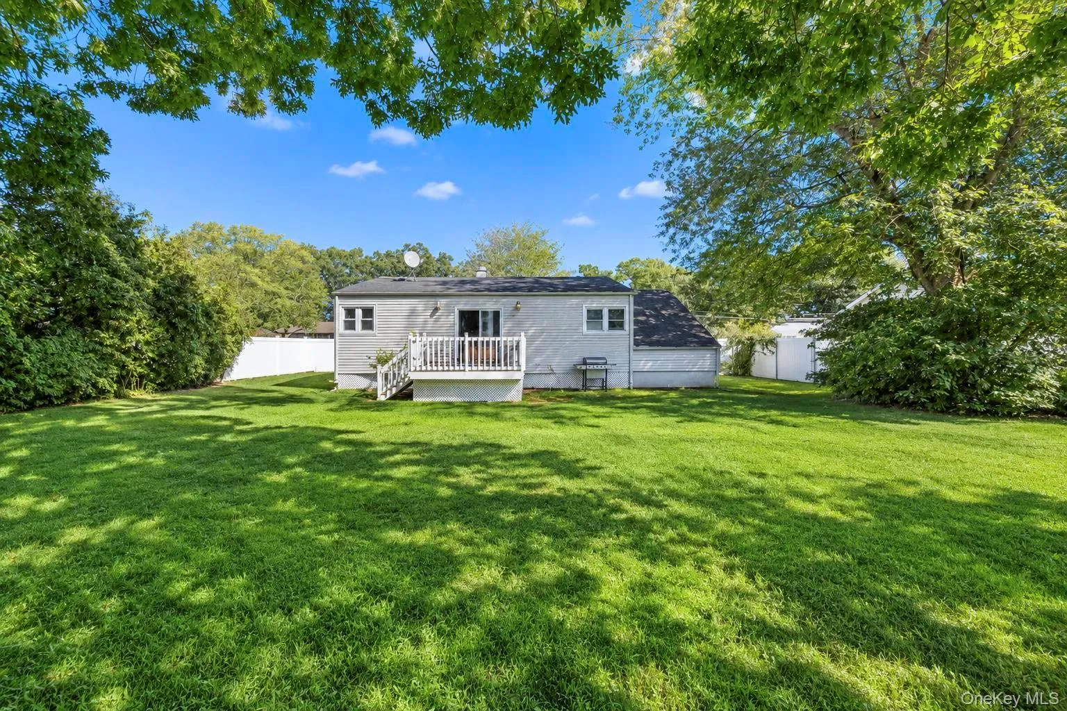 8 Norwalk Lane, Brookhaven, NY, 3 Bedrooms Bedrooms, 5 Rooms Rooms,1 BathroomBathrooms,Residential,For Rent,Norwalk,0,1051965 8 Norwalk Lane, Brookhaven, NY, 3 Bedrooms Bedrooms, 5 Rooms Rooms,1 BathroomBathrooms,Residential,For Rent,Norwalk,0,1051965