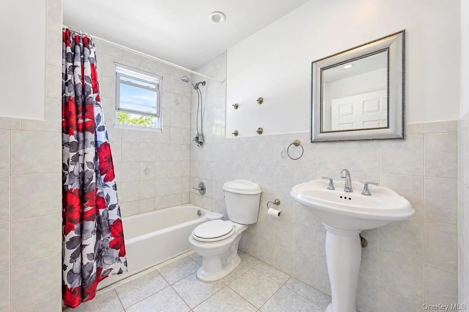 8 Norwalk Lane, Brookhaven, NY, 3 Bedrooms Bedrooms, 5 Rooms Rooms,1 BathroomBathrooms,Residential,For Rent,Norwalk,0,1051965 8 Norwalk Lane, Brookhaven, NY, 3 Bedrooms Bedrooms, 5 Rooms Rooms,1 BathroomBathrooms,Residential,For Rent,Norwalk,0,1051965