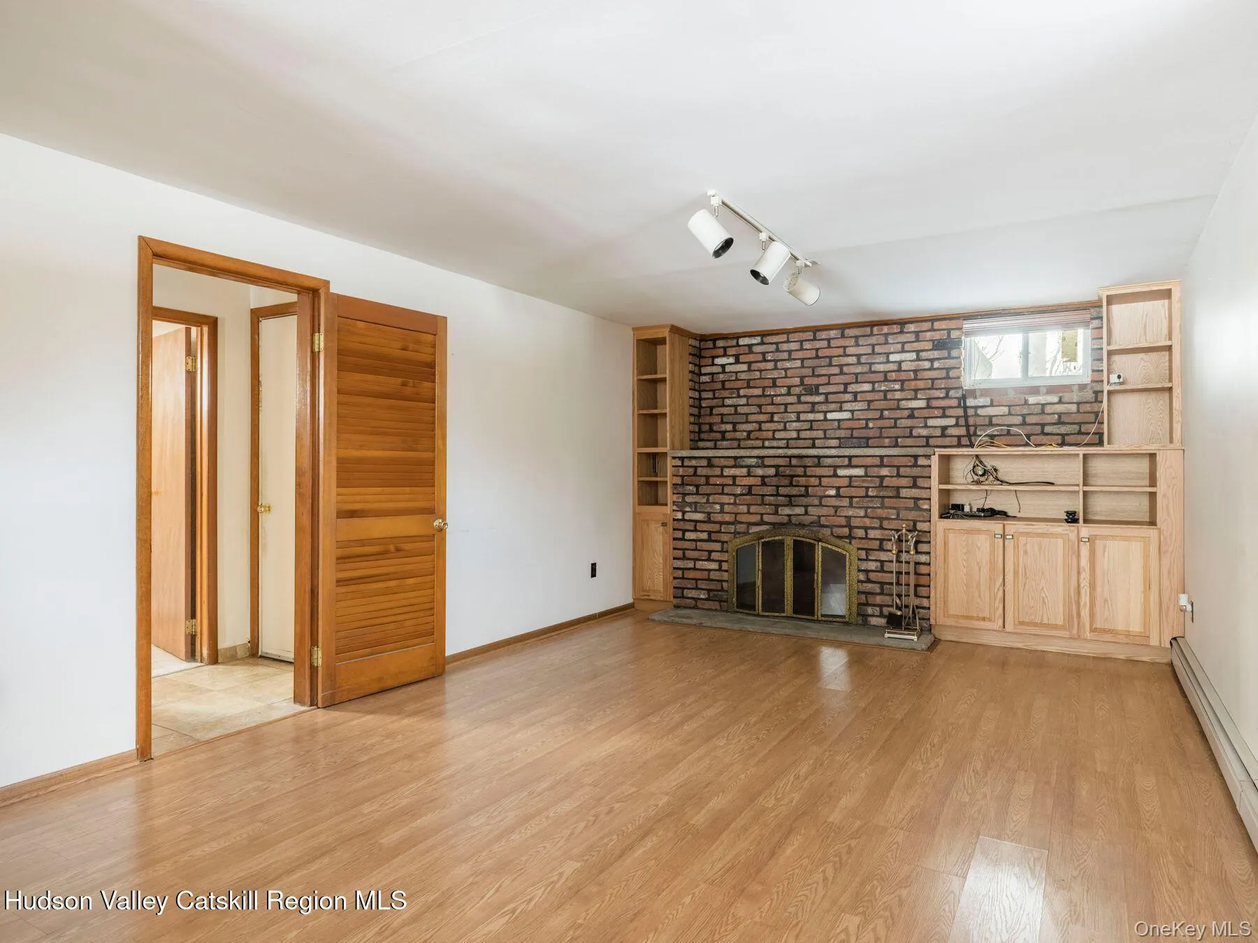 463 Mc Kinstry Road, Gardiner, NY, 3 Bedrooms Bedrooms, 9 Rooms Rooms,2 BathroomsBathrooms,Residential,For Rent,Mc Kinstry,0,1051973 463 Mc Kinstry Road, Gardiner, NY, 3 Bedrooms Bedrooms, 9 Rooms Rooms,2 BathroomsBathrooms,Residential,For Rent,Mc Kinstry,0,1051973