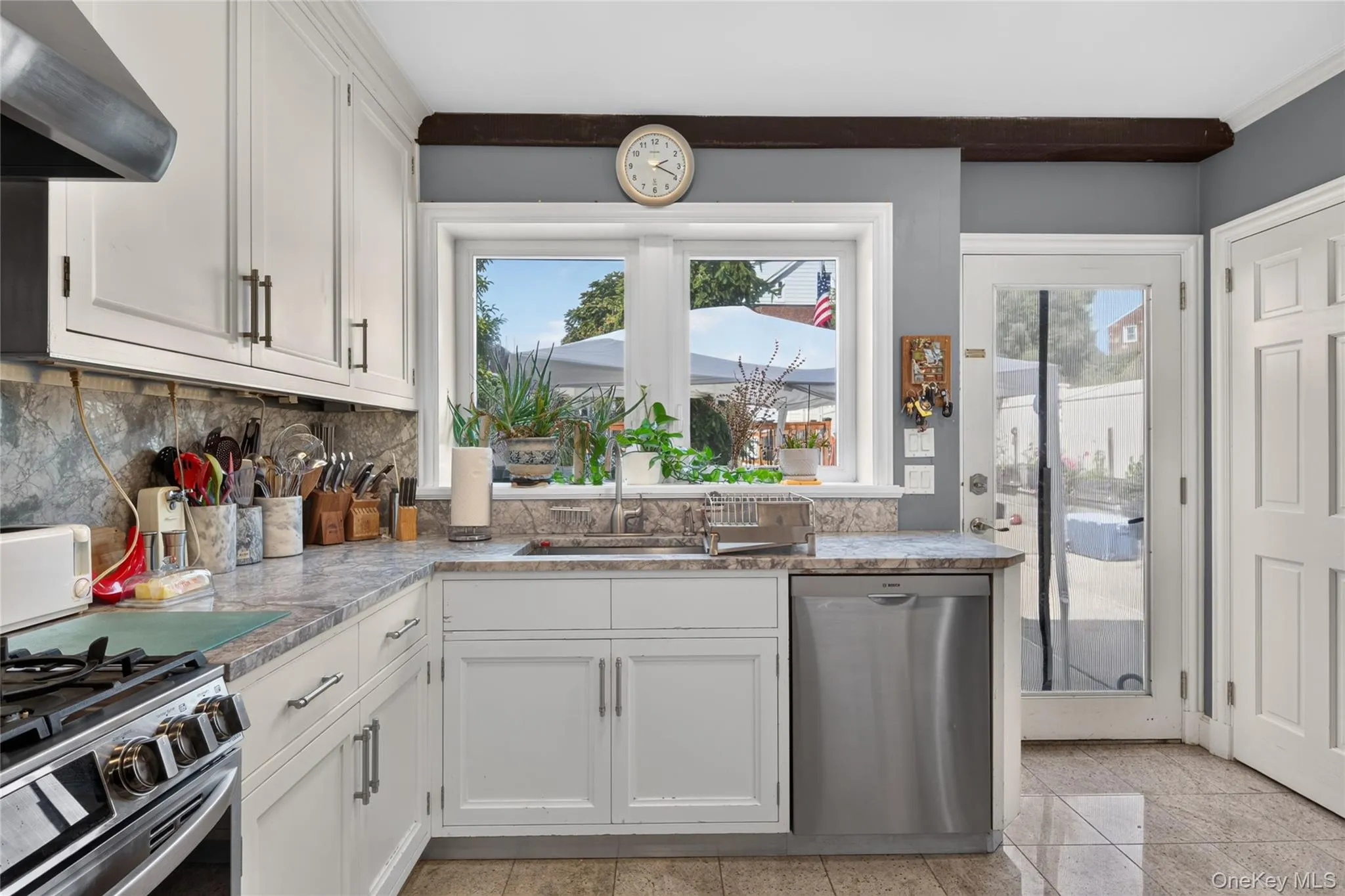6511 Claran Court, New York, NY, 3 Bedrooms Bedrooms, 7 Rooms Rooms,3 BathroomsBathrooms,Residential,For Rent,Claran,0,1051977 6511 Claran Court, New York, NY, 3 Bedrooms Bedrooms, 7 Rooms Rooms,3 BathroomsBathrooms,Residential,For Rent,Claran,0,1051977