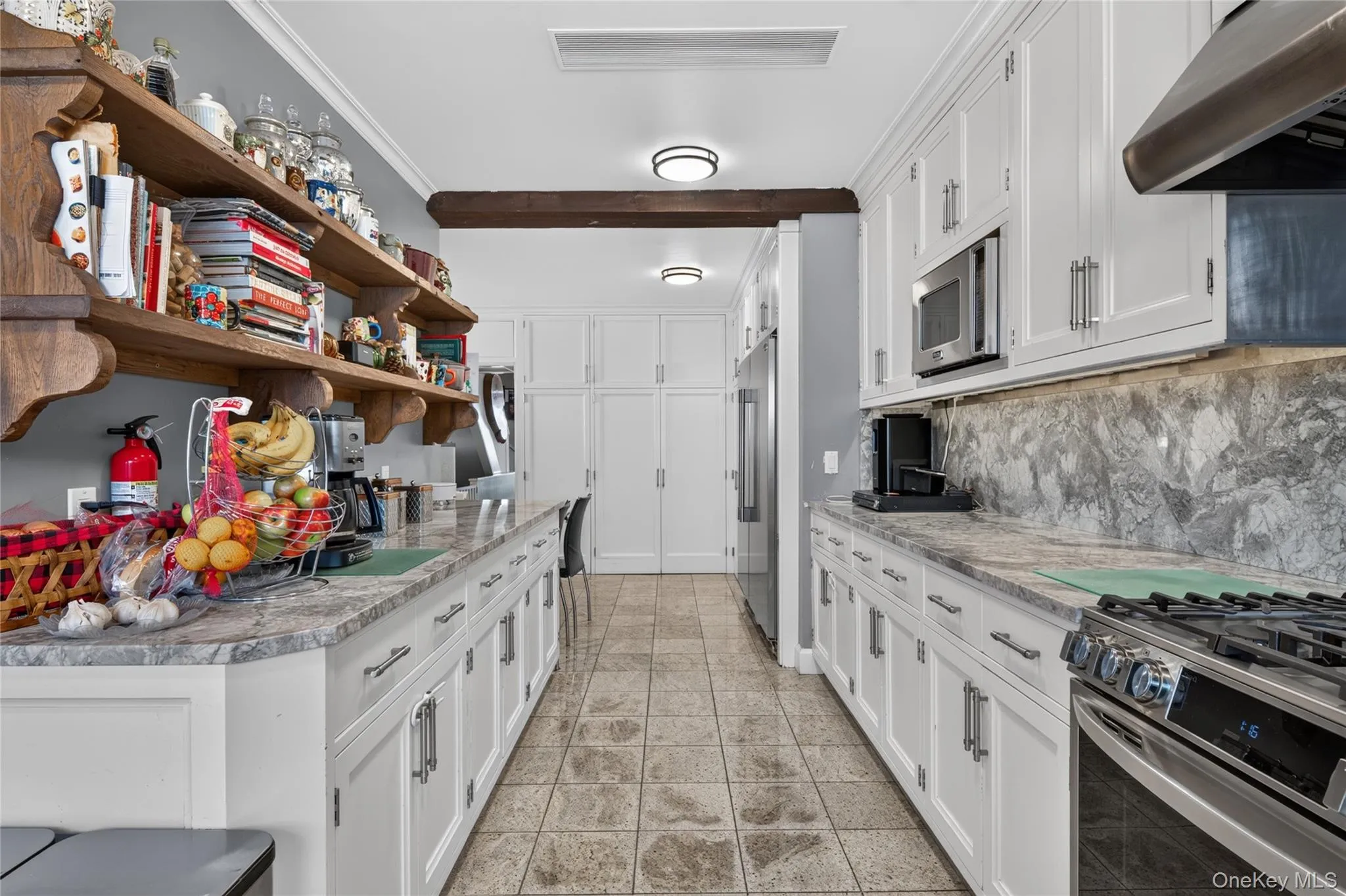 6511 Claran Court, New York, NY, 3 Bedrooms Bedrooms, 7 Rooms Rooms,3 BathroomsBathrooms,Residential,For Rent,Claran,0,1051977 6511 Claran Court, New York, NY, 3 Bedrooms Bedrooms, 7 Rooms Rooms,3 BathroomsBathrooms,Residential,For Rent,Claran,0,1051977