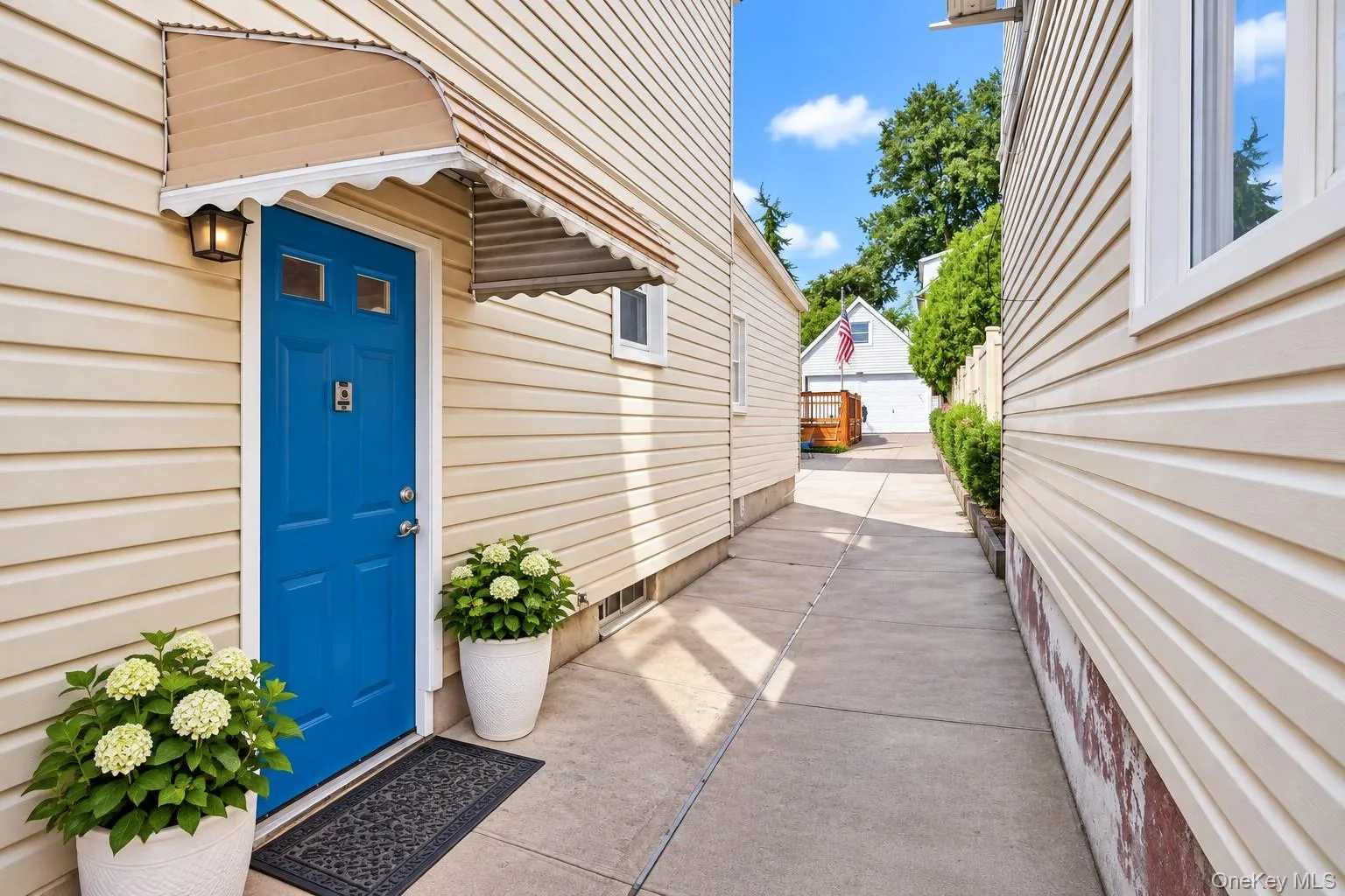 6511 Claran Court, New York, NY, 3 Bedrooms Bedrooms, 7 Rooms Rooms,3 BathroomsBathrooms,Residential,For Rent,Claran,0,1051977 6511 Claran Court, New York, NY, 3 Bedrooms Bedrooms, 7 Rooms Rooms,3 BathroomsBathrooms,Residential,For Rent,Claran,0,1051977
