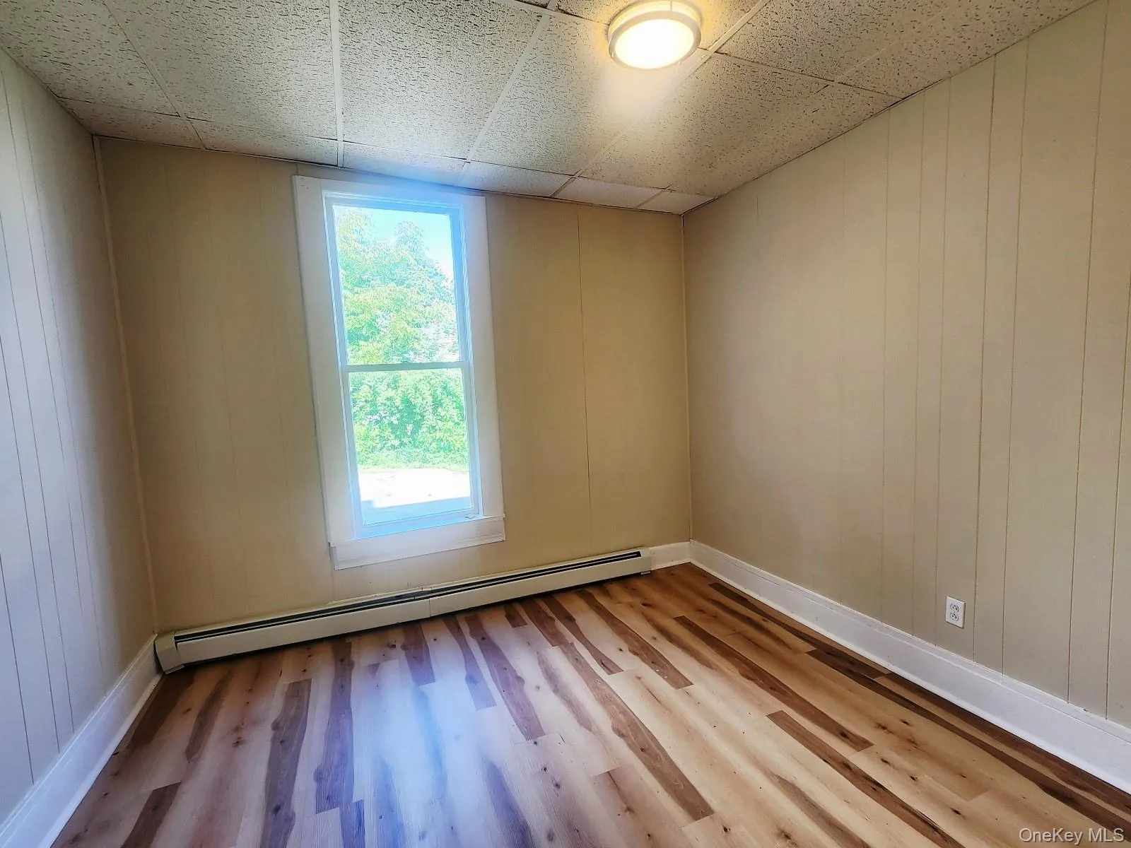 82 Jersey Avenue, Port Jervis, NY, 3 Bedrooms Bedrooms, 6 Rooms Rooms,1 BathroomBathrooms,Residential Lease,For Rent,Jersey,0,1051980 82 Jersey Avenue, Port Jervis, NY, 3 Bedrooms Bedrooms, 6 Rooms Rooms,1 BathroomBathrooms,Residential Lease,For Rent,Jersey,0,1051980