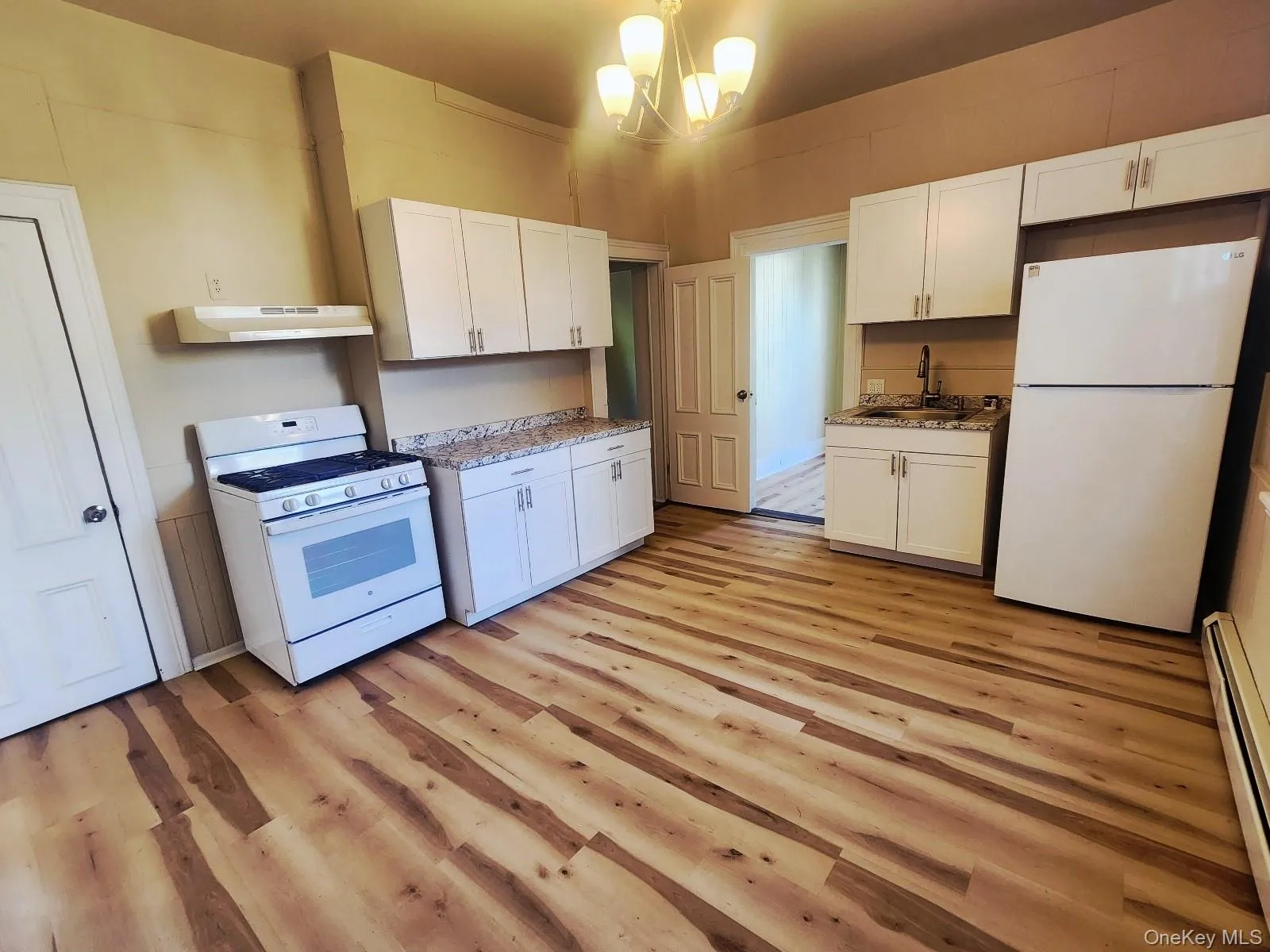 82 Jersey Avenue, Port Jervis, NY, 3 Bedrooms Bedrooms, 6 Rooms Rooms,1 BathroomBathrooms,Residential Lease,For Rent,Jersey,0,1051980 82 Jersey Avenue, Port Jervis, NY, 3 Bedrooms Bedrooms, 6 Rooms Rooms,1 BathroomBathrooms,Residential Lease,For Rent,Jersey,0,1051980