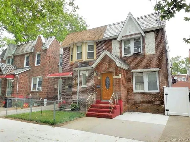 89-07 Vanderveer Street, New York, NY, 3 Bedrooms Bedrooms, 6 Rooms Rooms,1 BathroomBathrooms,Residential,For Rent,Vanderveer,0,1051981 89-07 Vanderveer Street, New York, NY, 3 Bedrooms Bedrooms, 6 Rooms Rooms,1 BathroomBathrooms,Residential,For Rent,Vanderveer,0,1051981