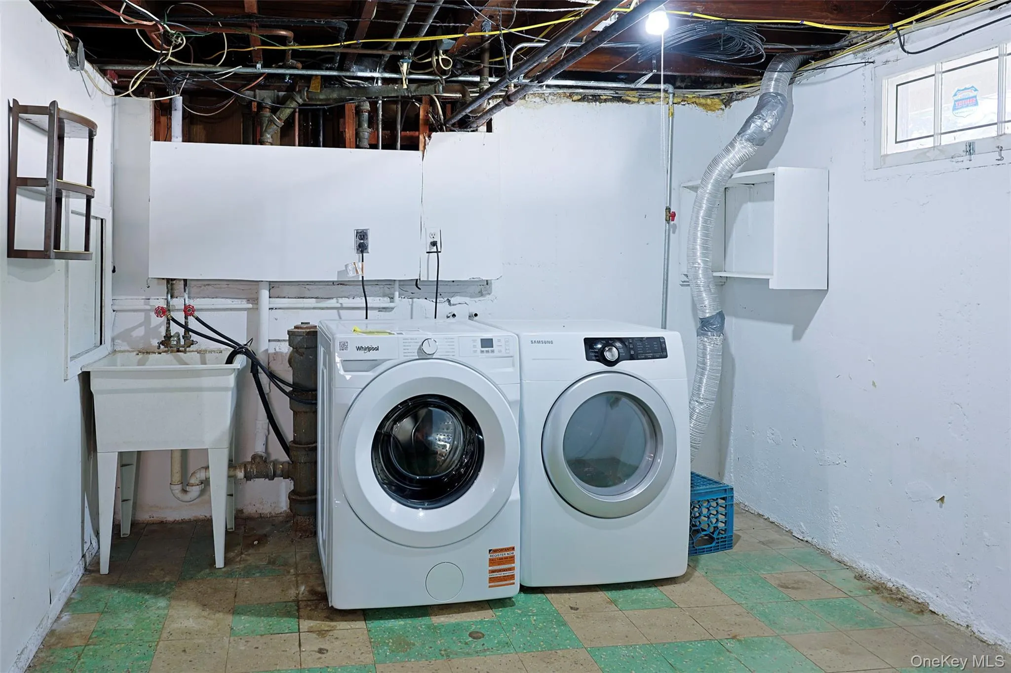 25 Hollywood Drive, Oyster Bay, NY, 3 Bedrooms Bedrooms, 8 Rooms Rooms,2 BathroomsBathrooms,Residential Lease,For Rent,Hollywood,0,1051982 25 Hollywood Drive, Oyster Bay, NY, 3 Bedrooms Bedrooms, 8 Rooms Rooms,2 BathroomsBathrooms,Residential Lease,For Rent,Hollywood,0,1051982