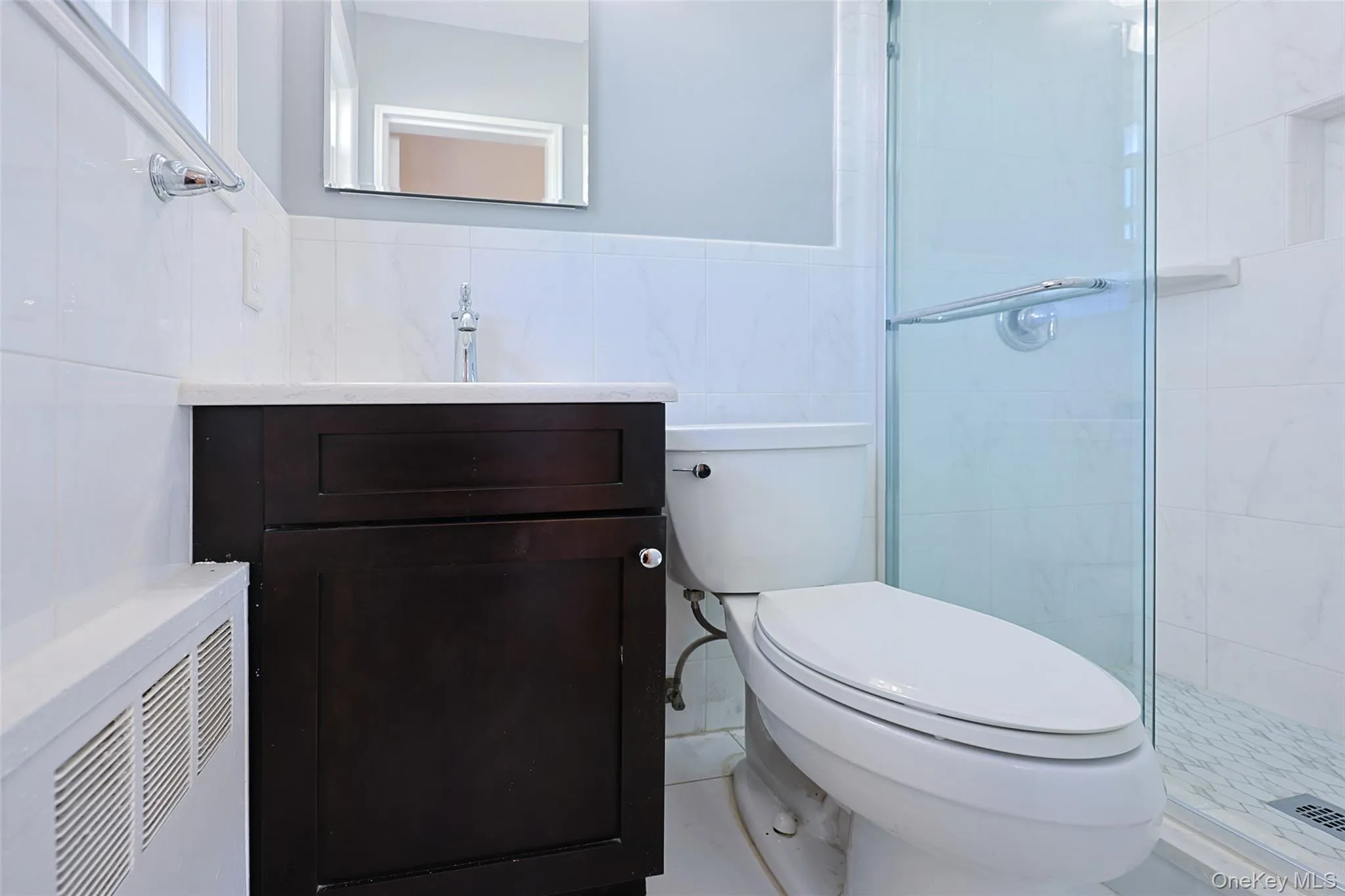 25 Hollywood Drive, Oyster Bay, NY, 3 Bedrooms Bedrooms, 8 Rooms Rooms,2 BathroomsBathrooms,Residential Lease,For Rent,Hollywood,0,1051982 25 Hollywood Drive, Oyster Bay, NY, 3 Bedrooms Bedrooms, 8 Rooms Rooms,2 BathroomsBathrooms,Residential Lease,For Rent,Hollywood,0,1051982