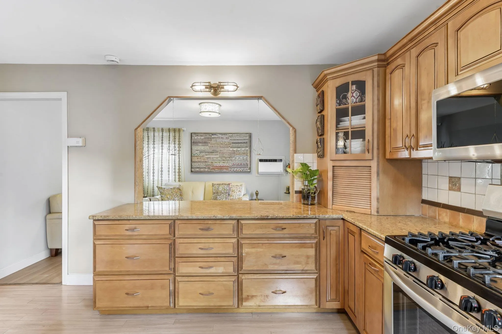 2 Fernwood Terrace, Hempstead, NY, 3 Bedrooms Bedrooms, 6 Rooms Rooms,3 BathroomsBathrooms,Residential,For Rent,Fernwood,0,1051984 2 Fernwood Terrace, Hempstead, NY, 3 Bedrooms Bedrooms, 6 Rooms Rooms,3 BathroomsBathrooms,Residential,For Rent,Fernwood,0,1051984