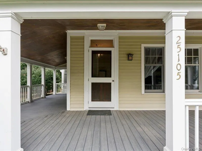 25105 Main Road, Southold, NY, 4 Bedrooms Bedrooms, 9 Rooms Rooms,3 BathroomsBathrooms,Residential,For Rent,Main,0,1051989 25105 Main Road, Southold, NY, 4 Bedrooms Bedrooms, 9 Rooms Rooms,3 BathroomsBathrooms,Residential,For Rent,Main,0,1051989
