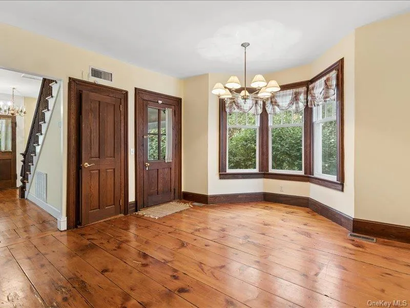 25105 Main Road, Southold, NY, 4 Bedrooms Bedrooms, 9 Rooms Rooms,3 BathroomsBathrooms,Residential,For Rent,Main,0,1051989 25105 Main Road, Southold, NY, 4 Bedrooms Bedrooms, 9 Rooms Rooms,3 BathroomsBathrooms,Residential,For Rent,Main,0,1051989