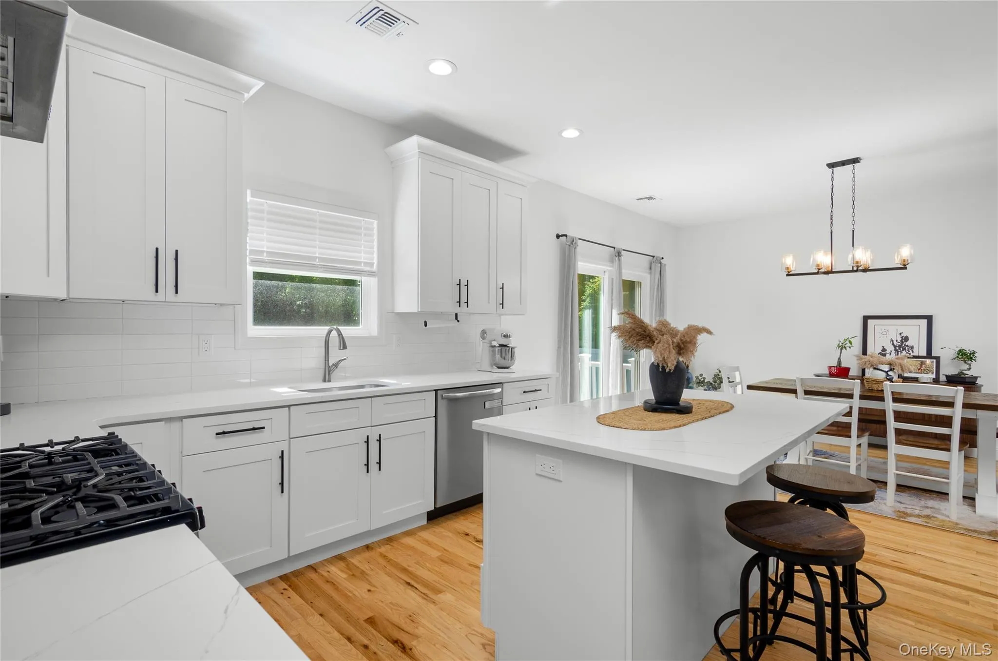 44 James Street, Brookhaven, NY, 4 Bedrooms Bedrooms, 7 Rooms Rooms,2 BathroomsBathrooms,Residential,For Rent,James,0,1051990 44 James Street, Brookhaven, NY, 4 Bedrooms Bedrooms, 7 Rooms Rooms,2 BathroomsBathrooms,Residential,For Rent,James,0,1051990