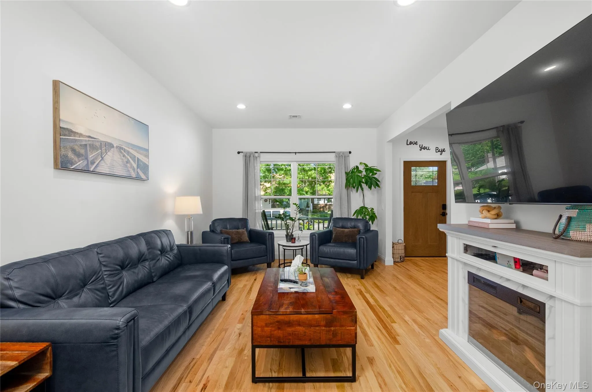 44 James Street, Brookhaven, NY, 4 Bedrooms Bedrooms, 7 Rooms Rooms,2 BathroomsBathrooms,Residential,For Rent,James,0,1051990 44 James Street, Brookhaven, NY, 4 Bedrooms Bedrooms, 7 Rooms Rooms,2 BathroomsBathrooms,Residential,For Rent,James,0,1051990