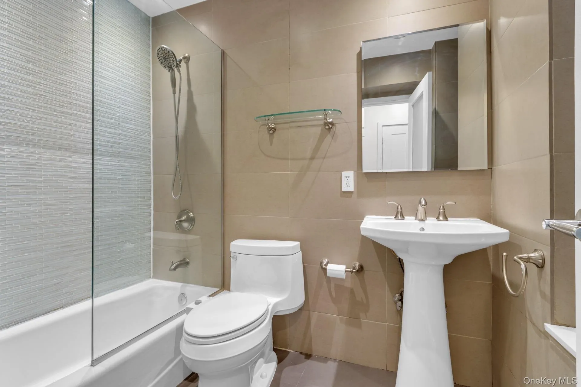 66-72 Saint Nicholas Avenue, New York, NY, 2 Bedrooms Bedrooms, 4 Rooms Rooms,1 BathroomBathrooms,Residential Lease,For Rent,Saint Nicholas,0,1051991 66-72 Saint Nicholas Avenue, New York, NY, 2 Bedrooms Bedrooms, 4 Rooms Rooms,1 BathroomBathrooms,Residential Lease,For Rent,Saint Nicholas,0,1051991
