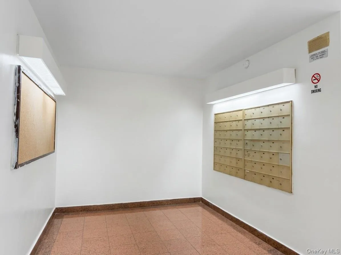 9430 60th Avenue, New York, NY, 3 Bedrooms Bedrooms, 6 Rooms Rooms,1 BathroomBathrooms,Residential,For Rent,60th,0,1051995 9430 60th Avenue, New York, NY, 3 Bedrooms Bedrooms, 6 Rooms Rooms,1 BathroomBathrooms,Residential,For Rent,60th,0,1051995