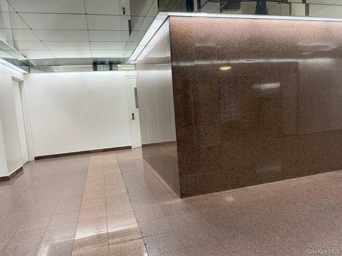 9430 60th Avenue, New York, NY, 3 Bedrooms Bedrooms, 6 Rooms Rooms,1 BathroomBathrooms,Residential,For Rent,60th,0,1051995 9430 60th Avenue, New York, NY, 3 Bedrooms Bedrooms, 6 Rooms Rooms,1 BathroomBathrooms,Residential,For Rent,60th,0,1051995