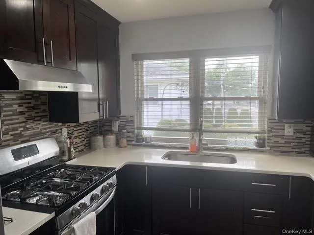 782 Stewart Avenue, Oyster Bay, NY, 5 Bedrooms Bedrooms, 9 Rooms Rooms,2 BathroomsBathrooms,Residential,For Rent,Stewart,0,1052000 782 Stewart Avenue, Oyster Bay, NY, 5 Bedrooms Bedrooms, 9 Rooms Rooms,2 BathroomsBathrooms,Residential,For Rent,Stewart,0,1052000