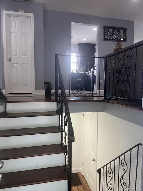 782 Stewart Avenue, Oyster Bay, NY, 5 Bedrooms Bedrooms, 9 Rooms Rooms,2 BathroomsBathrooms,Residential,For Rent,Stewart,0,1052000 782 Stewart Avenue, Oyster Bay, NY, 5 Bedrooms Bedrooms, 9 Rooms Rooms,2 BathroomsBathrooms,Residential,For Rent,Stewart,0,1052000