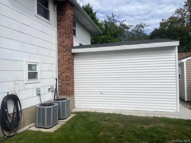 782 Stewart Avenue, Oyster Bay, NY, 5 Bedrooms Bedrooms, 9 Rooms Rooms,2 BathroomsBathrooms,Residential,For Rent,Stewart,0,1052000 782 Stewart Avenue, Oyster Bay, NY, 5 Bedrooms Bedrooms, 9 Rooms Rooms,2 BathroomsBathrooms,Residential,For Rent,Stewart,0,1052000