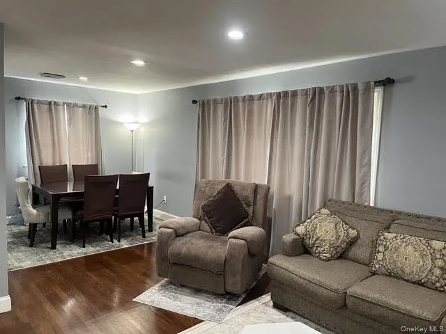 782 Stewart Avenue, Oyster Bay, NY, 5 Bedrooms Bedrooms, 9 Rooms Rooms,2 BathroomsBathrooms,Residential,For Rent,Stewart,0,1052000 782 Stewart Avenue, Oyster Bay, NY, 5 Bedrooms Bedrooms, 9 Rooms Rooms,2 BathroomsBathrooms,Residential,For Rent,Stewart,0,1052000