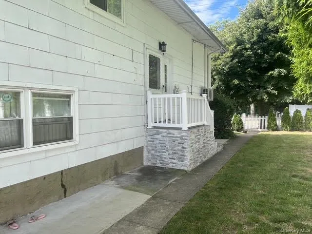 782 Stewart Avenue, Oyster Bay, NY, 5 Bedrooms Bedrooms, 9 Rooms Rooms,2 BathroomsBathrooms,Residential,For Rent,Stewart,0,1052000 782 Stewart Avenue, Oyster Bay, NY, 5 Bedrooms Bedrooms, 9 Rooms Rooms,2 BathroomsBathrooms,Residential,For Rent,Stewart,0,1052000