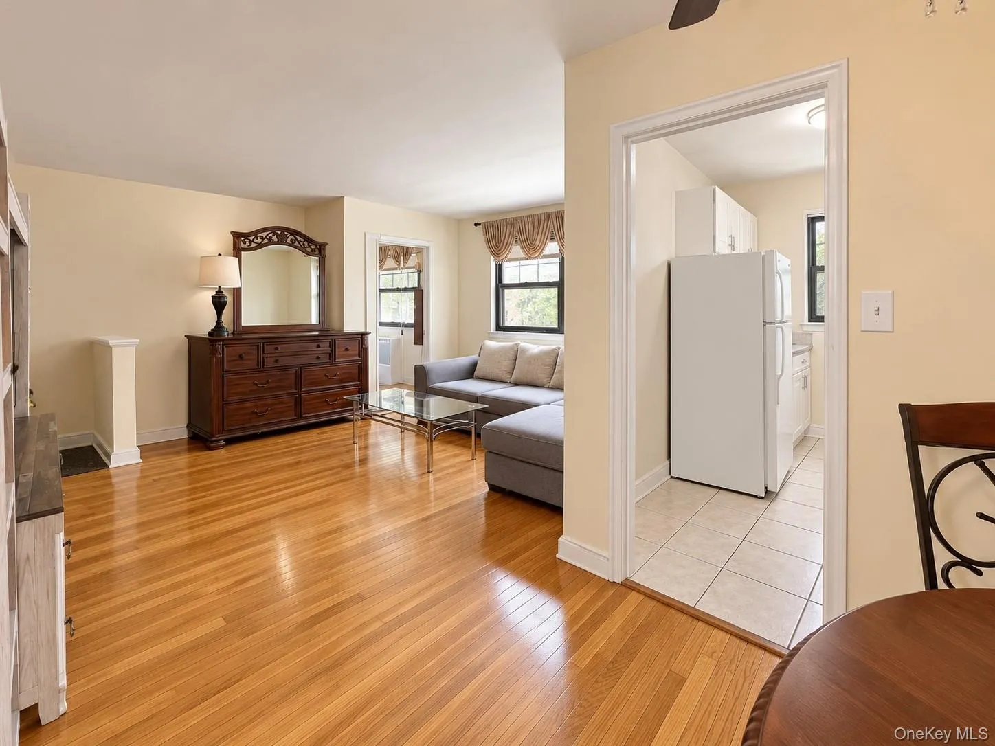 69-12 138th St, New York, NY, 1 Bedroom Bedrooms, 4 Rooms Rooms,1 BathroomBathrooms,Residential,For Rent,138th St,0,1052004 69-12 138th St, New York, NY, 1 Bedroom Bedrooms, 4 Rooms Rooms,1 BathroomBathrooms,Residential,For Rent,138th St,0,1052004
