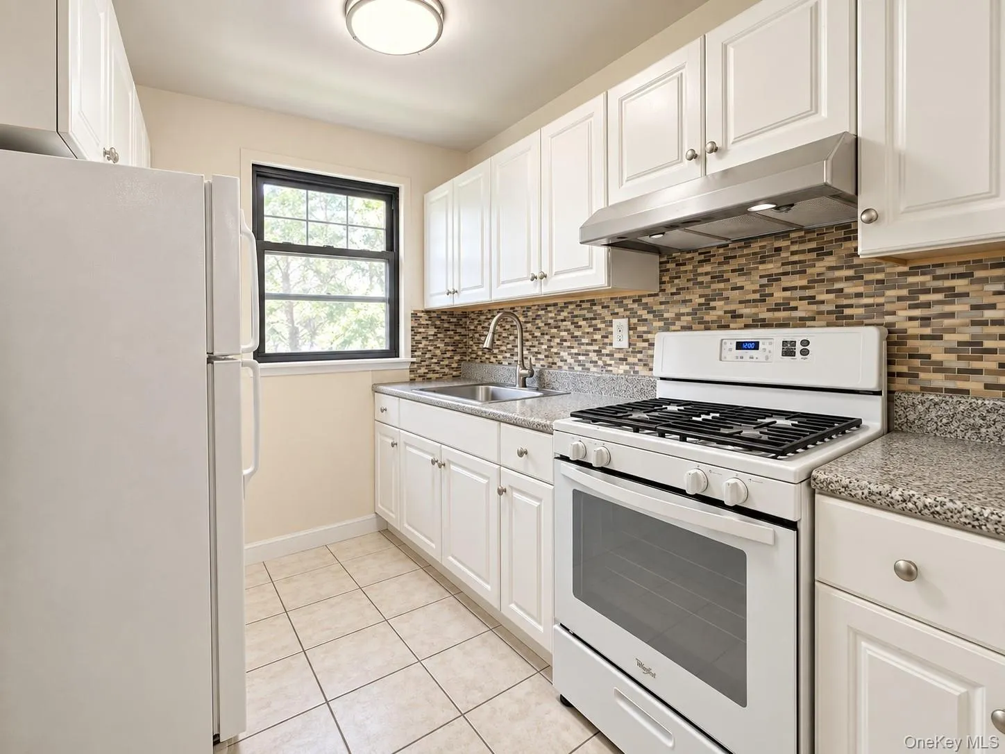 69-12 138th St, New York, NY, 1 Bedroom Bedrooms, 4 Rooms Rooms,1 BathroomBathrooms,Residential,For Rent,138th St,0,1052004 69-12 138th St, New York, NY, 1 Bedroom Bedrooms, 4 Rooms Rooms,1 BathroomBathrooms,Residential,For Rent,138th St,0,1052004
