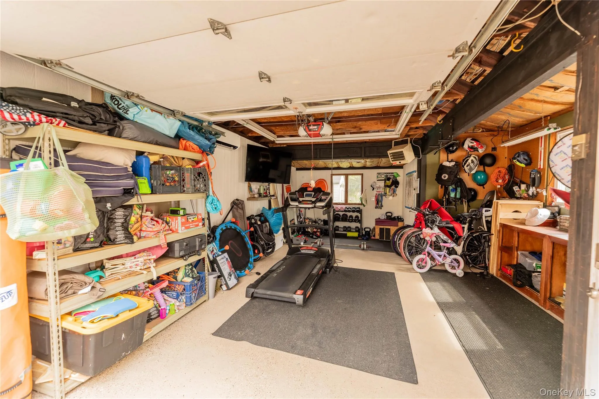 97 Highland Avenue, Brookhaven, NY, 3 Bedrooms Bedrooms, 6 Rooms Rooms,1 BathroomBathrooms,Residential,For Rent,Highland,0,1052005 97 Highland Avenue, Brookhaven, NY, 3 Bedrooms Bedrooms, 6 Rooms Rooms,1 BathroomBathrooms,Residential,For Rent,Highland,0,1052005