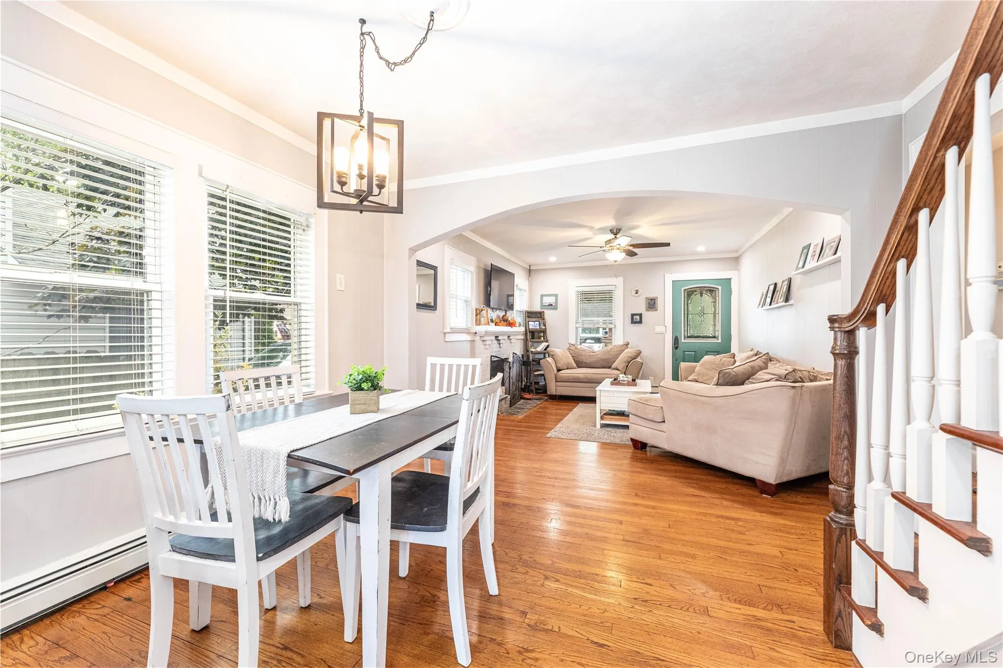 97 Highland Avenue, Brookhaven, NY, 3 Bedrooms Bedrooms, 6 Rooms Rooms,1 BathroomBathrooms,Residential,For Rent,Highland,0,1052005 97 Highland Avenue, Brookhaven, NY, 3 Bedrooms Bedrooms, 6 Rooms Rooms,1 BathroomBathrooms,Residential,For Rent,Highland,0,1052005