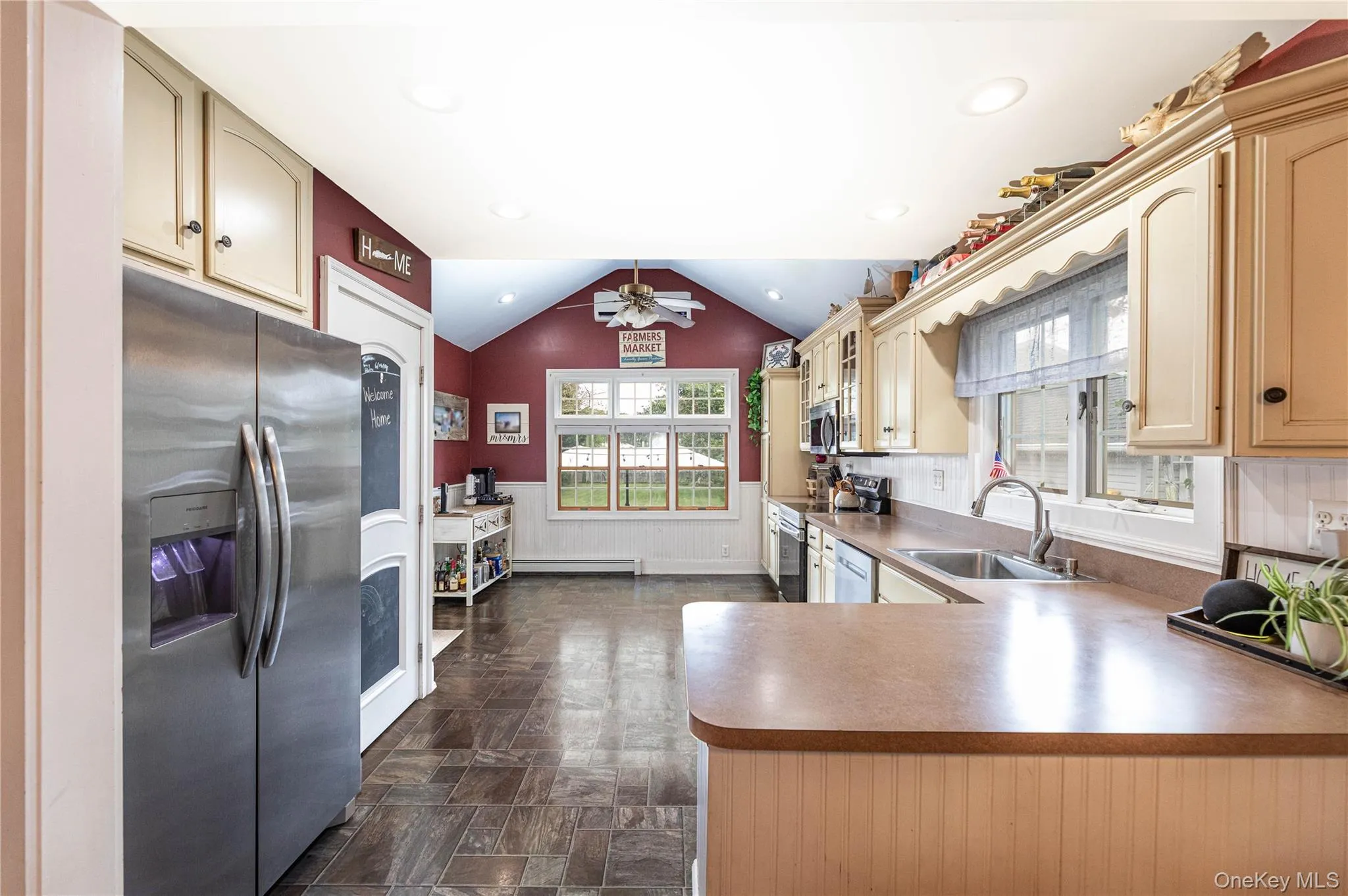 97 Highland Avenue, Brookhaven, NY, 3 Bedrooms Bedrooms, 6 Rooms Rooms,1 BathroomBathrooms,Residential,For Rent,Highland,0,1052005 97 Highland Avenue, Brookhaven, NY, 3 Bedrooms Bedrooms, 6 Rooms Rooms,1 BathroomBathrooms,Residential,For Rent,Highland,0,1052005