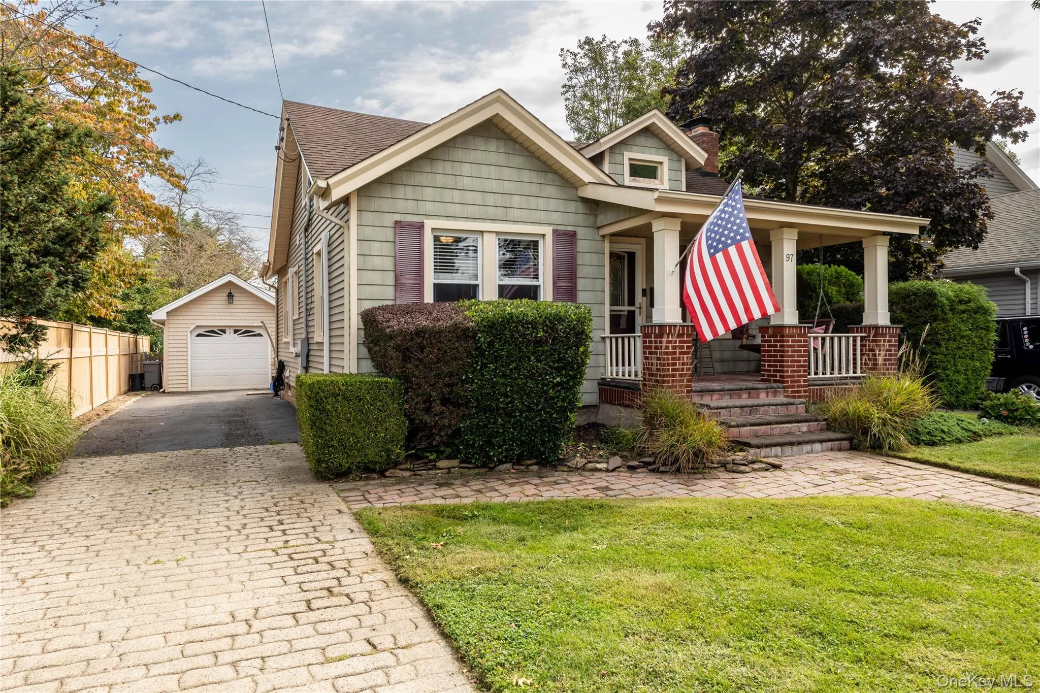 97 Highland Avenue, Brookhaven, NY, 3 Bedrooms Bedrooms, 6 Rooms Rooms,1 BathroomBathrooms,Residential,For Rent,Highland,0,1052005 97 Highland Avenue, Brookhaven, NY, 3 Bedrooms Bedrooms, 6 Rooms Rooms,1 BathroomBathrooms,Residential,For Rent,Highland,0,1052005