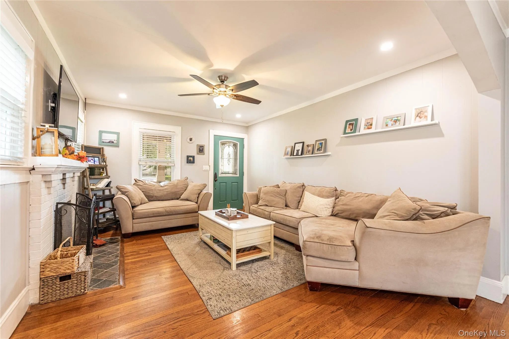 97 Highland Avenue, Brookhaven, NY, 3 Bedrooms Bedrooms, 6 Rooms Rooms,1 BathroomBathrooms,Residential,For Rent,Highland,0,1052005 97 Highland Avenue, Brookhaven, NY, 3 Bedrooms Bedrooms, 6 Rooms Rooms,1 BathroomBathrooms,Residential,For Rent,Highland,0,1052005