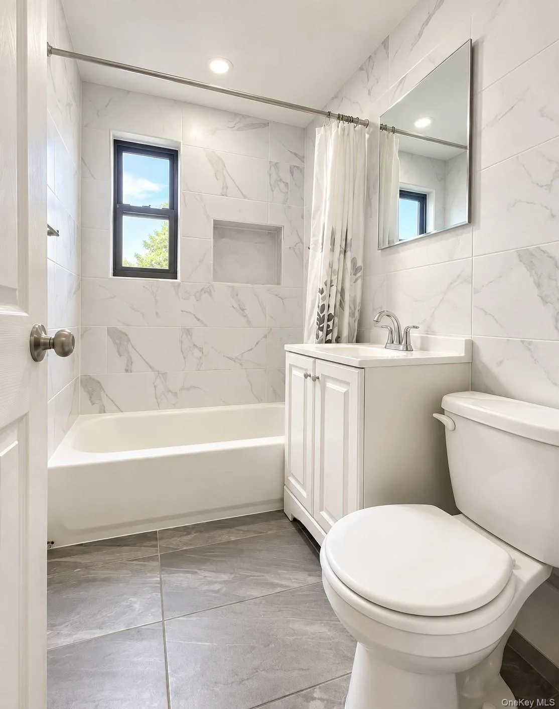 136-04 68th Dr, New York, NY, 3 Bedrooms Bedrooms, 6 Rooms Rooms,1 BathroomBathrooms,Residential,For Rent,68th Dr,0,1052006 136-04 68th Dr, New York, NY, 3 Bedrooms Bedrooms, 6 Rooms Rooms,1 BathroomBathrooms,Residential,For Rent,68th Dr,0,1052006
