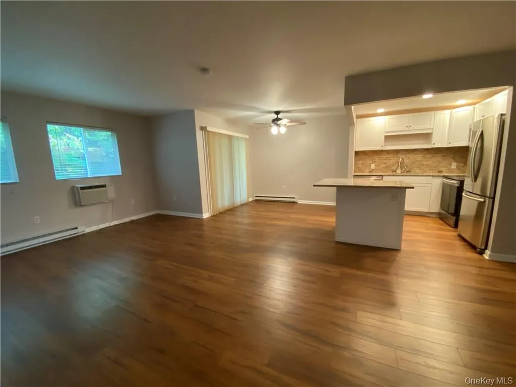 11 Scarborough Lane Lane, Wappinger, NY, 1 Bedroom Bedrooms, 4 Rooms Rooms,1 BathroomBathrooms,Residential Lease,For Rent,Scarborough Lane,0,1052012 11 Scarborough Lane Lane, Wappinger, NY, 1 Bedroom Bedrooms, 4 Rooms Rooms,1 BathroomBathrooms,Residential Lease,For Rent,Scarborough Lane,0,1052012