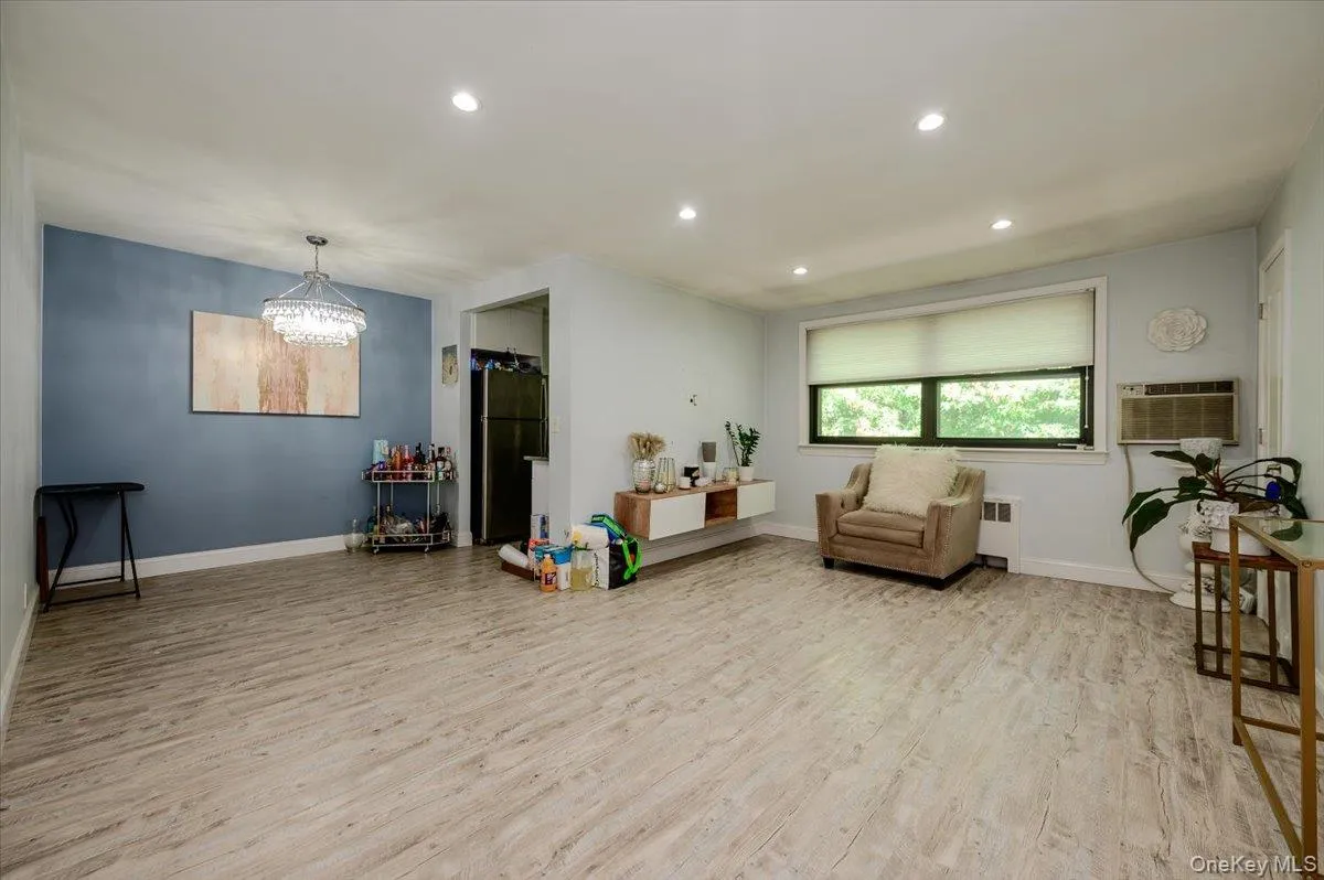 Living Room Opens To Dining Area Living Room Opens To Dining Area