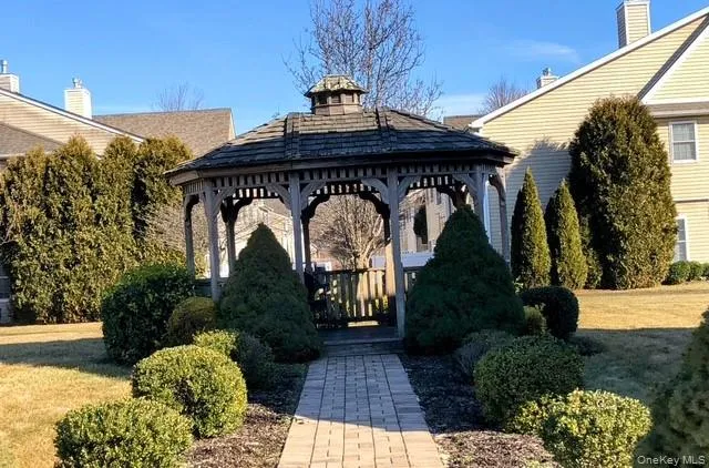 154 Christine Drive, Huntington, NY, 2 Bedrooms Bedrooms, 6 Rooms Rooms,2 BathroomsBathrooms,Residential,For Rent,Christine,0,1052021 154 Christine Drive, Huntington, NY, 2 Bedrooms Bedrooms, 6 Rooms Rooms,2 BathroomsBathrooms,Residential,For Rent,Christine,0,1052021