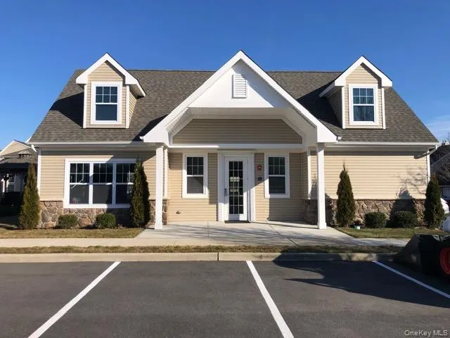 154 Christine Drive, Huntington, NY, 2 Bedrooms Bedrooms, 6 Rooms Rooms,2 BathroomsBathrooms,Residential,For Rent,Christine,0,1052021 154 Christine Drive, Huntington, NY, 2 Bedrooms Bedrooms, 6 Rooms Rooms,2 BathroomsBathrooms,Residential,For Rent,Christine,0,1052021