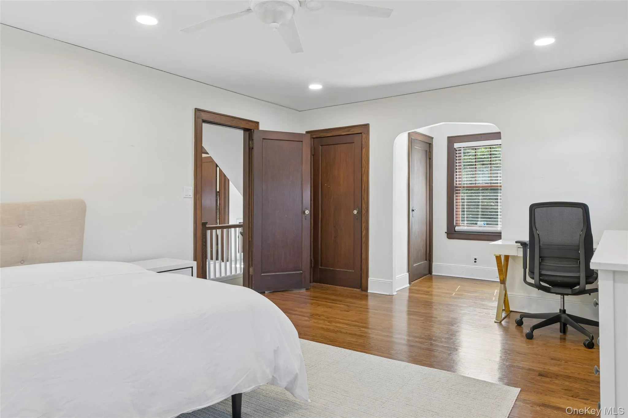 206 Glenmore Street, North Hempstead, NY, 3 Bedrooms Bedrooms, 7 Rooms Rooms,1 BathroomBathrooms,Residential,For Rent,Glenmore,0,1052028 206 Glenmore Street, North Hempstead, NY, 3 Bedrooms Bedrooms, 7 Rooms Rooms,1 BathroomBathrooms,Residential,For Rent,Glenmore,0,1052028