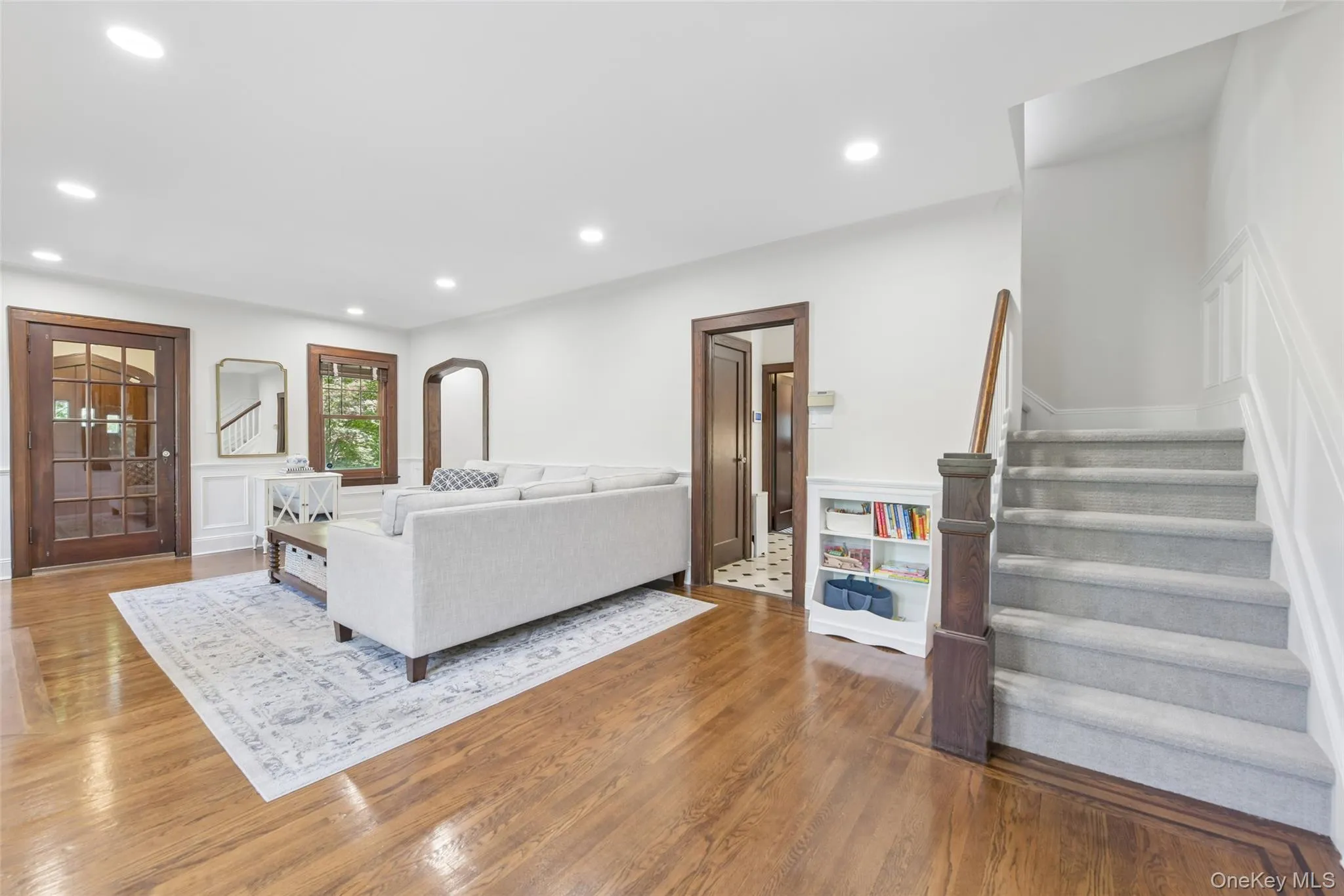 206 Glenmore Street, North Hempstead, NY, 3 Bedrooms Bedrooms, 7 Rooms Rooms,1 BathroomBathrooms,Residential,For Rent,Glenmore,0,1052028 206 Glenmore Street, North Hempstead, NY, 3 Bedrooms Bedrooms, 7 Rooms Rooms,1 BathroomBathrooms,Residential,For Rent,Glenmore,0,1052028