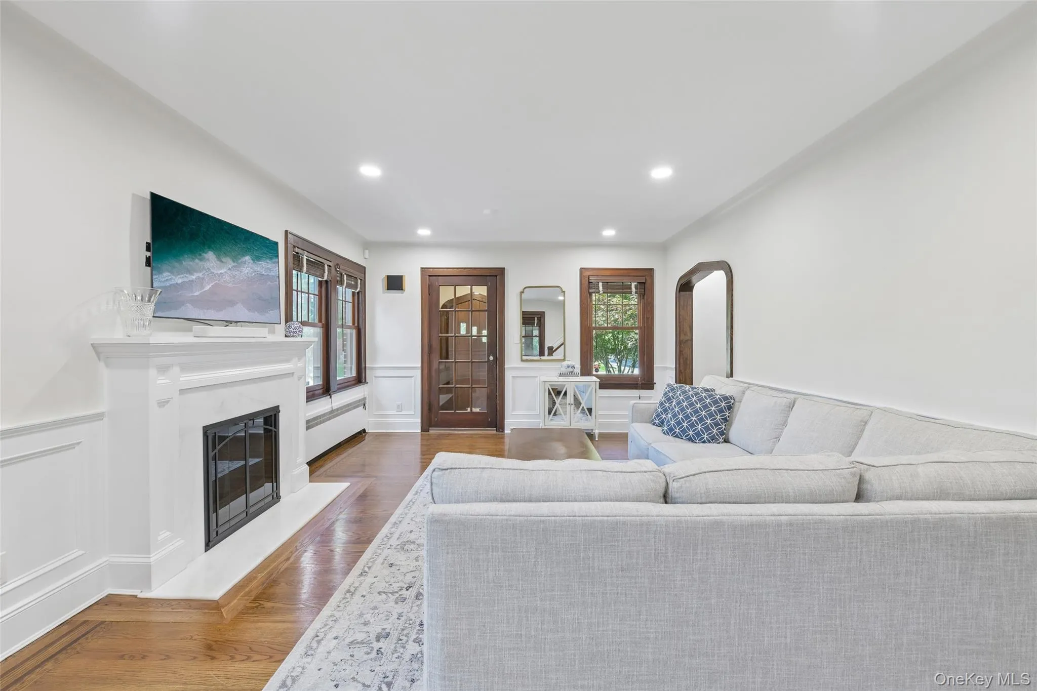 206 Glenmore Street, North Hempstead, NY, 3 Bedrooms Bedrooms, 7 Rooms Rooms,1 BathroomBathrooms,Residential,For Rent,Glenmore,0,1052028 206 Glenmore Street, North Hempstead, NY, 3 Bedrooms Bedrooms, 7 Rooms Rooms,1 BathroomBathrooms,Residential,For Rent,Glenmore,0,1052028