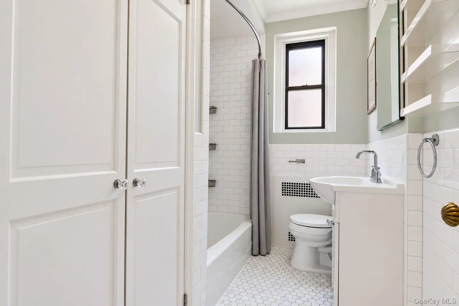 21 Barstow Road, North Hempstead, NY, 2 Bedrooms Bedrooms, 5 Rooms Rooms,1 BathroomBathrooms,Residential,For Rent,Barstow,0,1052043 21 Barstow Road, North Hempstead, NY, 2 Bedrooms Bedrooms, 5 Rooms Rooms,1 BathroomBathrooms,Residential,For Rent,Barstow,0,1052043