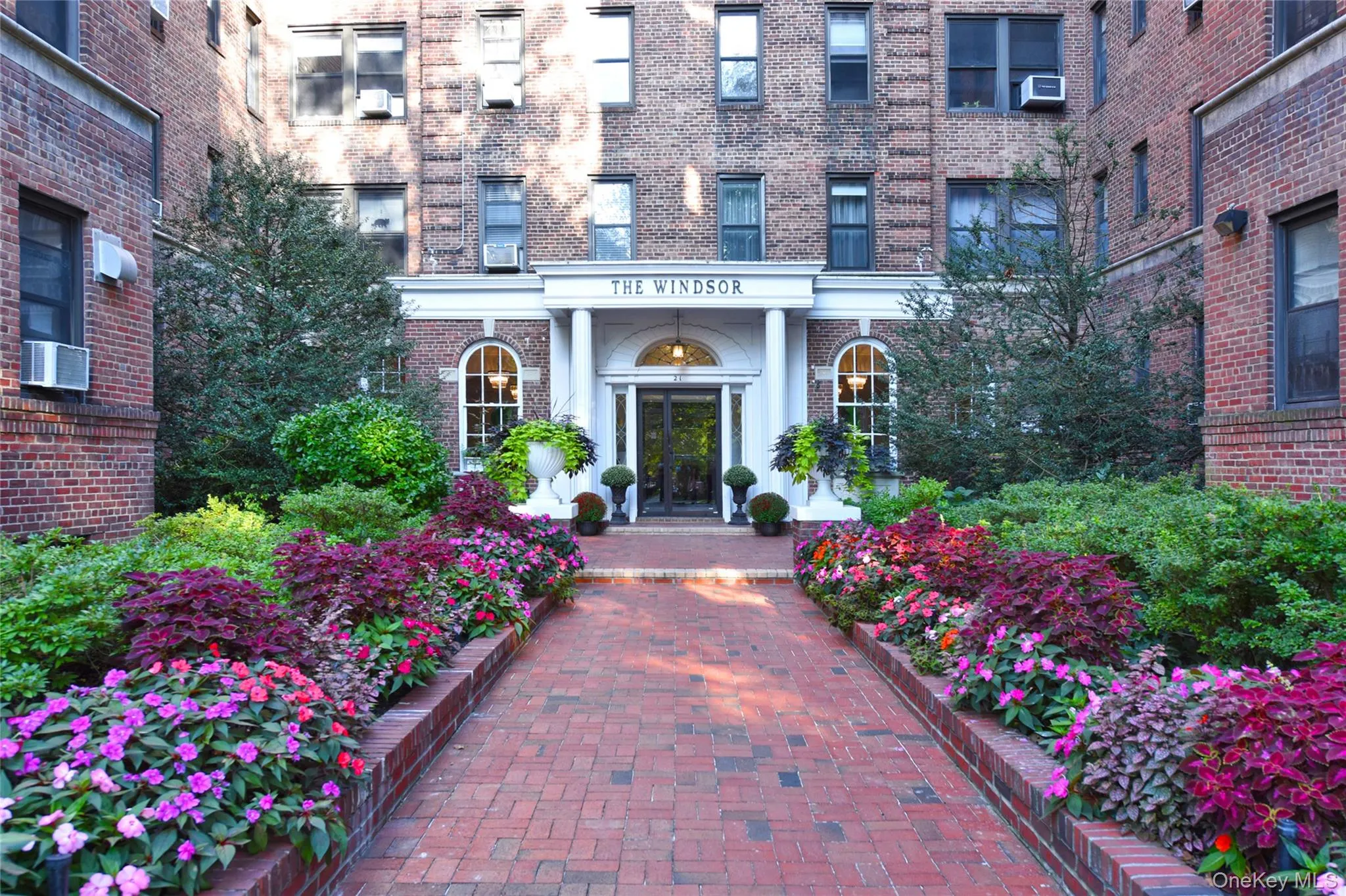 21 Barstow Road, North Hempstead, NY, 2 Bedrooms Bedrooms, 5 Rooms Rooms,1 BathroomBathrooms,Residential,For Rent,Barstow,0,1052043 21 Barstow Road, North Hempstead, NY, 2 Bedrooms Bedrooms, 5 Rooms Rooms,1 BathroomBathrooms,Residential,For Rent,Barstow,0,1052043