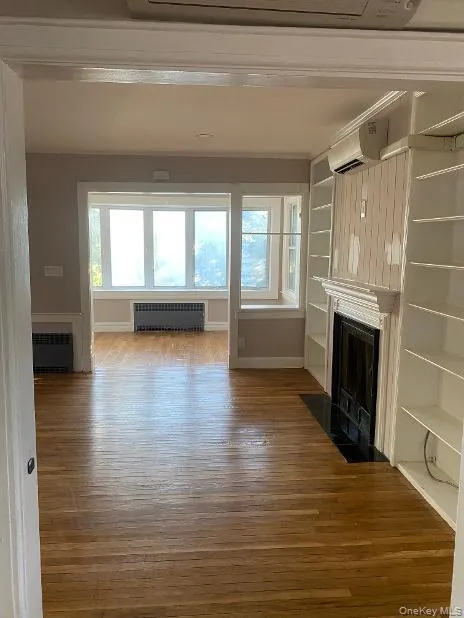 85-25 Kendrick Place, New York, NY, 3 Bedrooms Bedrooms, 6 Rooms Rooms,1 BathroomBathrooms,Residential Lease,For Rent,Kendrick Place,0,1052044 85-25 Kendrick Place, New York, NY, 3 Bedrooms Bedrooms, 6 Rooms Rooms,1 BathroomBathrooms,Residential Lease,For Rent,Kendrick Place,0,1052044