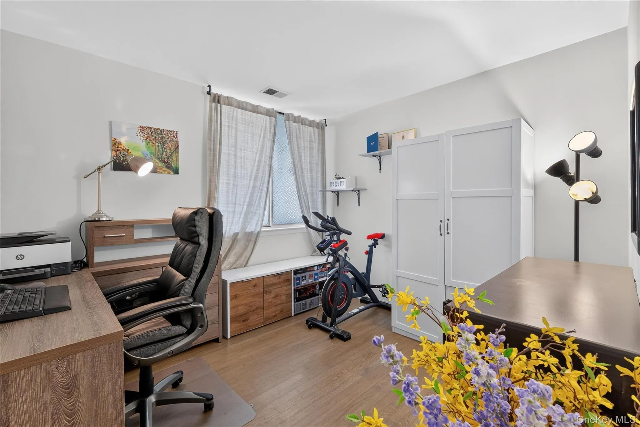 311 Tallwood Drive, Greenburgh, NY, 3 Bedrooms Bedrooms, 6 Rooms Rooms,2 BathroomsBathrooms,Residential,For Rent,Tallwood,0,1052047 311 Tallwood Drive, Greenburgh, NY, 3 Bedrooms Bedrooms, 6 Rooms Rooms,2 BathroomsBathrooms,Residential,For Rent,Tallwood,0,1052047